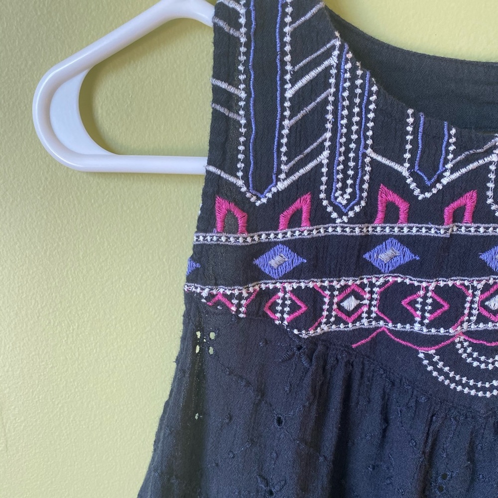 Tank top - Picture 2 of 4